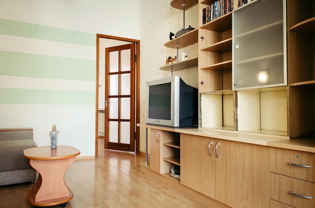 Ferienwohnung Hvylevogo Street Charkiw Exterior foto
